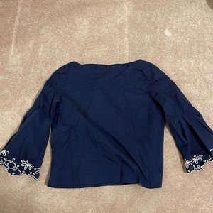 Navy blue tunic! Size small.